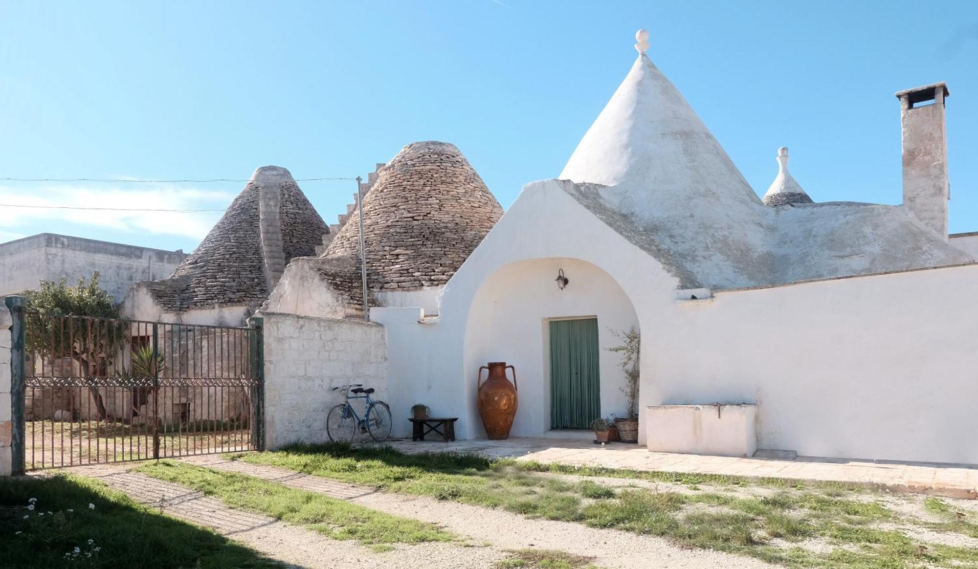 Il Trullo Bianco A Masseria Santalachicca Masseria Orimini 外观 照片